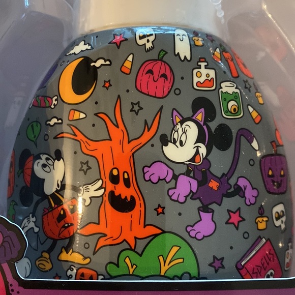 Disney Halloween soap dispenser. - Picture 7 of 7